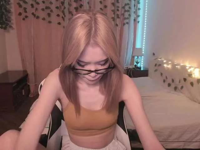 Velvetsky on BongaCams 