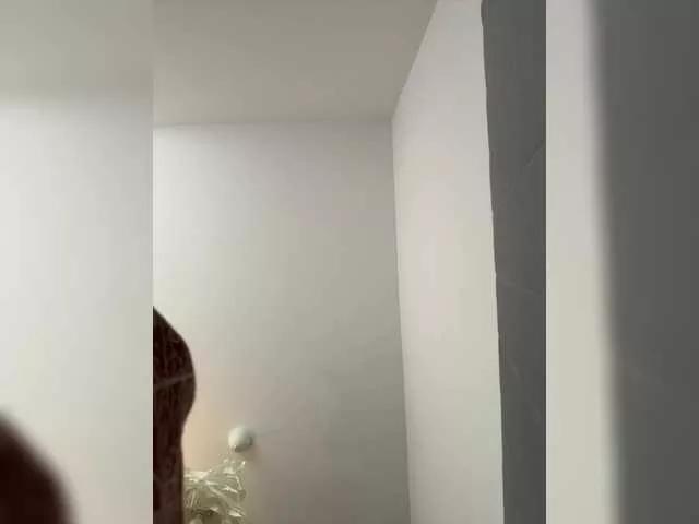 VIVAAAA on BongaCams 