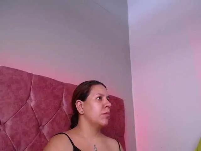 vivianasimons on BongaCams 