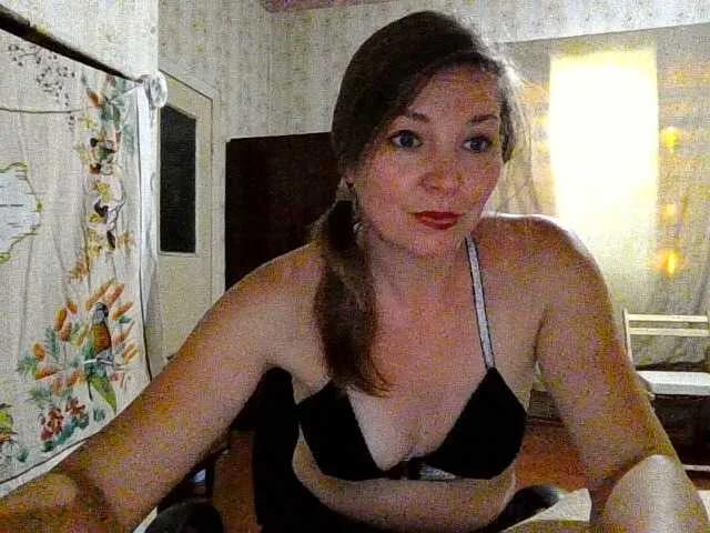 VselenaSun402 on BongaCams