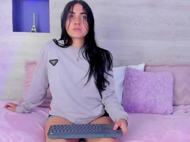 Zaira-Lux on BongaCams