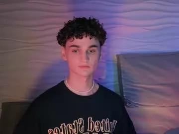 adam_21cm on Chaturbate 