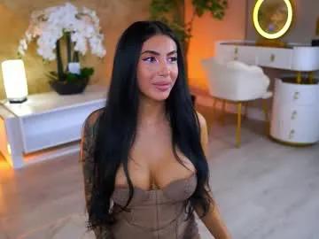 aishaadevoe — Warning: heavy curves ahead  Handle with care  Fav vibes:22,99,111,199,222 // GOAL: Shivers down my spine [555 tokens left]