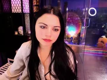 alma_pearl on Chaturbate 