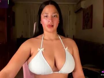 bella_pocahontas3 on Chaturbate 
