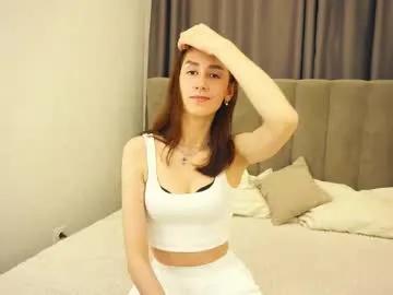 debbibelgard — Hi all ! Am Beginner Nodel here  ^ _^ GOAL :I will tease you with my legs in tights ^^ :3 #shy #new #skinny #18 #natural [267 tokens remaining]