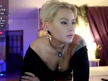 divine_kim on Chaturbate 