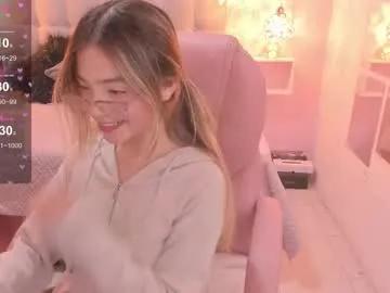 dulce_powl — GOAL: Sexy Dance [194 tokens remaining] Welcome to my room! #18 #feet #flexible #glasses #ahegao