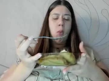 elisa_kollin — GOAL: remove panty [200 tokens remaining] Welcome dear! #bbw #squirt #pinay #curvy #pregnant