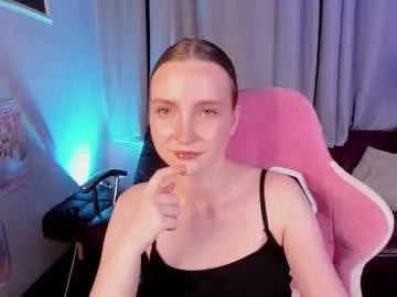 ellabloom on Chaturbate 