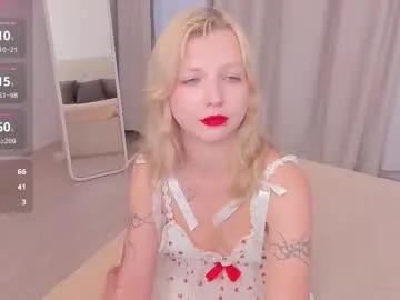 evelittlesinner on Chaturbate 