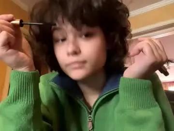 frankreyne — Goal: Play with my sweater a little bit and try to show you more of my body - My name is Lily and I'm #18 year old and i am #shy #new #young #teen girl and it's my first day here [0 tokens remaining]