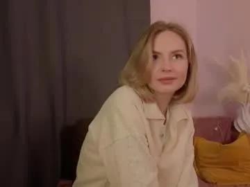 gwenkevwitch — my name is Jannie and im very new here!! ^^  goal: show my outfit #shy #blonde #feet #young #new [0 tokens remaining]