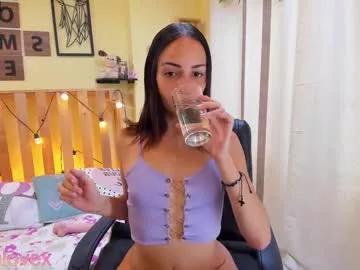 issalovexxx on Chaturbate 
