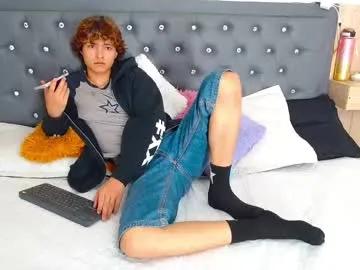 jermi_johnson — Shy boy who loves to chat and undress little by little ... flexible, obedient and wanting to guide #bigcock #18 #twink #shy #skinny