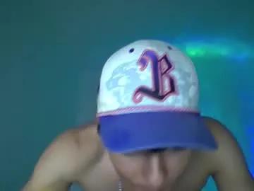 lyan_master_ —  Knee and admire me and ask for clemency #Master #findom #feet #smoke #Cashmaster [227 tokens remaining]