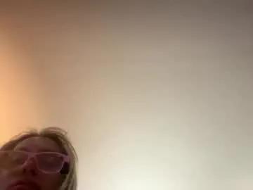 milkmachinebarbie — Freechat on Chaturbate