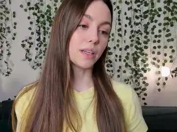 sweet_and_flirt — Hello, so_sweet is back ;) Goal: Lets start my show! #new #18 #teen #shy #natural [0 tokens remaining]