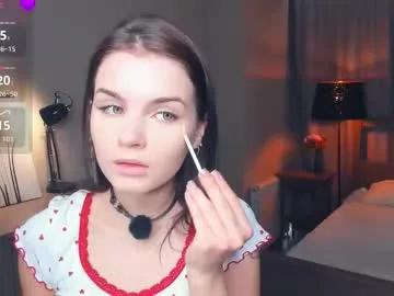 synne_glows — GOAL: Sexy licking and sucking my fingers! [21 tokens remaining] Hi i'm Eva nice to meet you! Help me to get 400 thumbs up<3 #18 #teen #new #shy #young