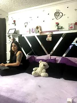 1lovelygirls — FULL NAKED AND MASTURBATE