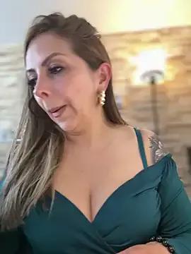 _Abril-Office1 — RIDE DILDO IN PUSSY + NAKED OIL