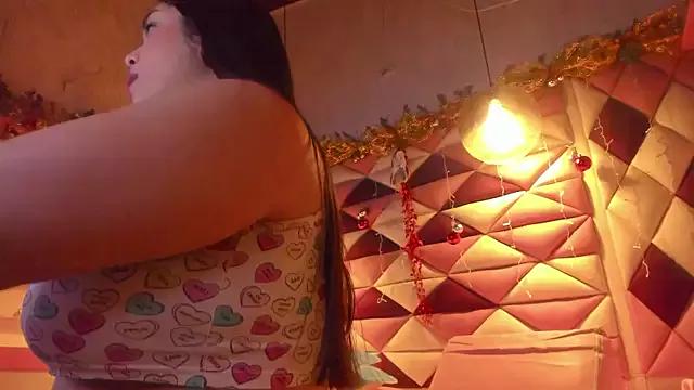 _kaarla_ on StripChat 