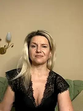 AliceSwan4011 — Freechat on StripChat