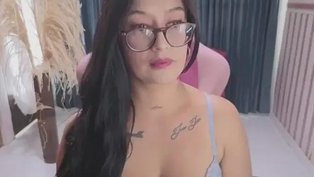 AnnaPerez_ on StripChat 