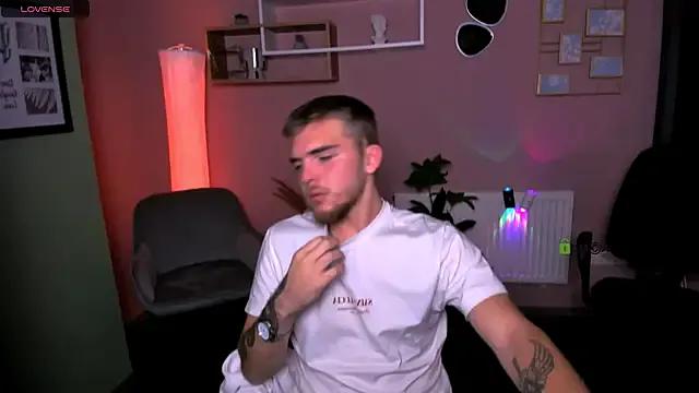 aron_black_ — show ass