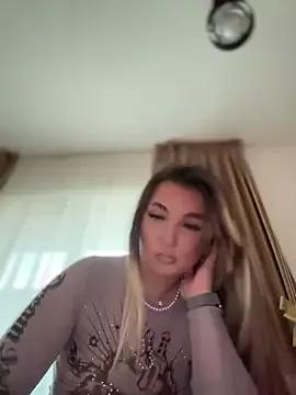babyyboomm on StripChat 