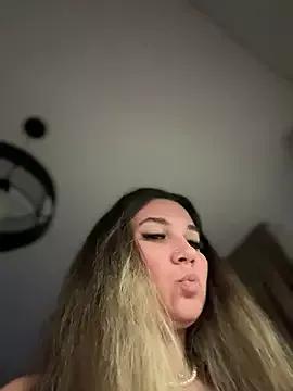babyyboomm on StripChat 