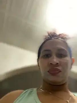 Carola-Ross — Finger in 5 minutos de pusy 