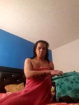 Catalinehot2025 on StripChat 