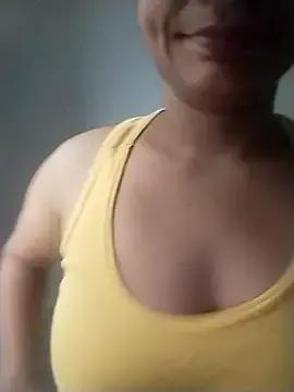 Choclaty-bitch69 on StripChat 