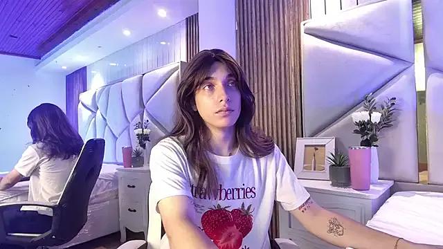 DaimondTi — look at my soft skin