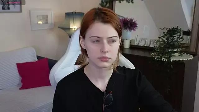 doll_lesli on StripChat 