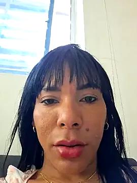 Doll_Loren on StripChat 