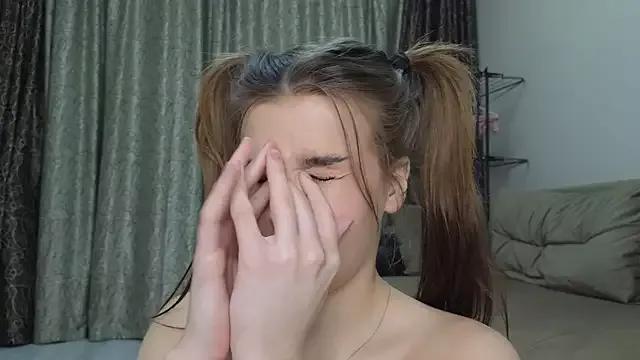 dolly_ll on StripChat 