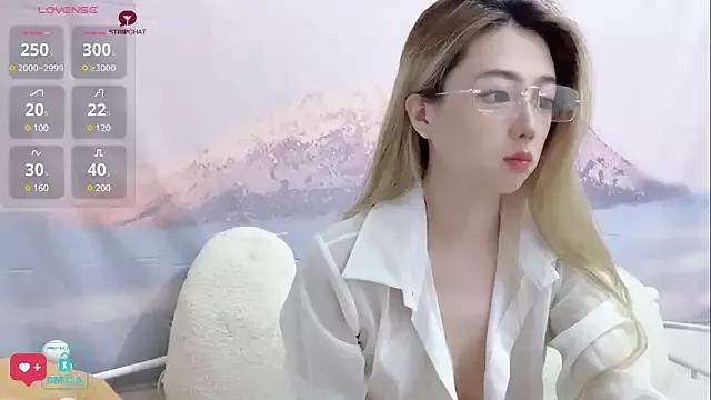 Eden-top on StripChat 