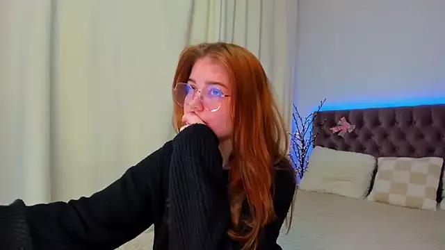 Ella_Mayers on StripChat 