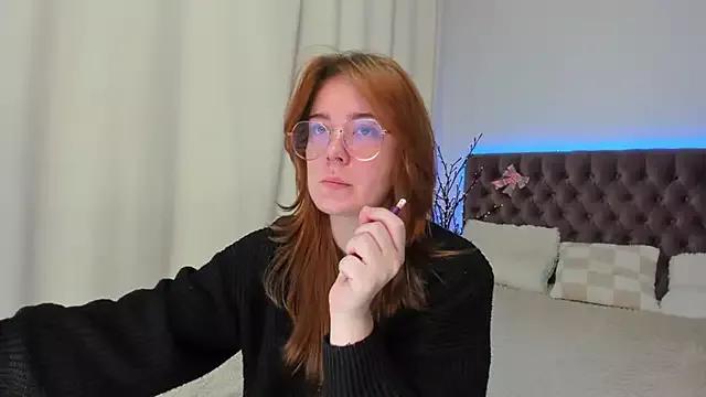 Ella_Mayers on StripChat 