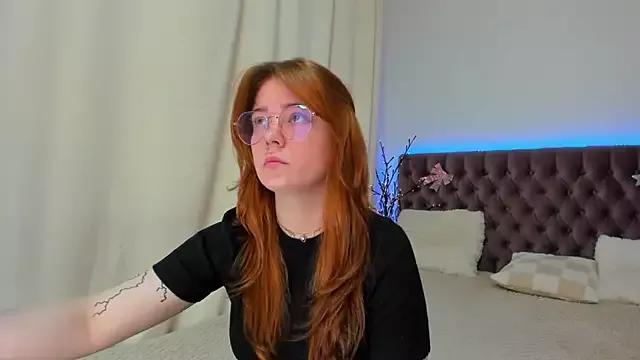 Ella_Mayers on StripChat 