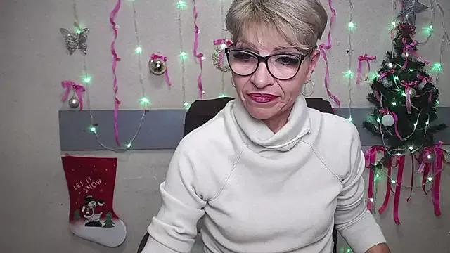 EllaBonito on StripChat 
