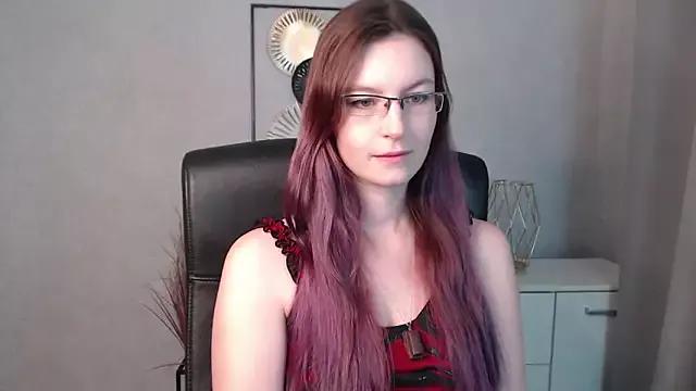 emmaxDelight on StripChat 