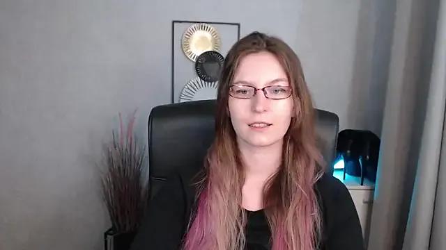 emmaxDelight on StripChat 