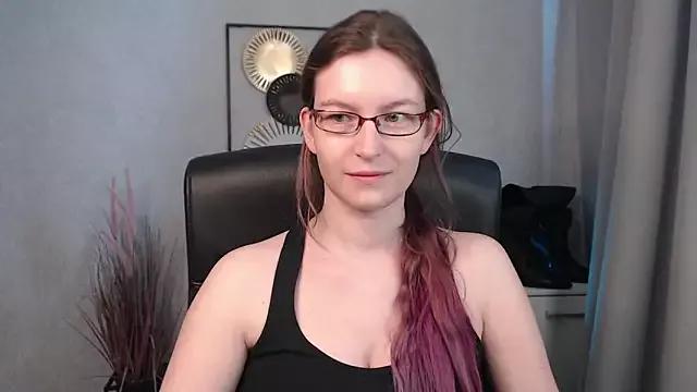 emmaxDelight on StripChat 