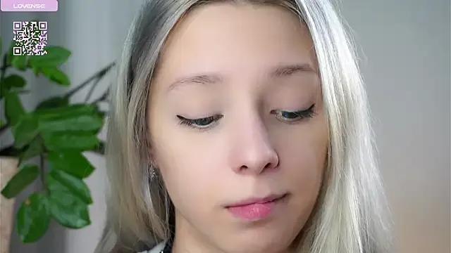 EngelFugler on StripChat 