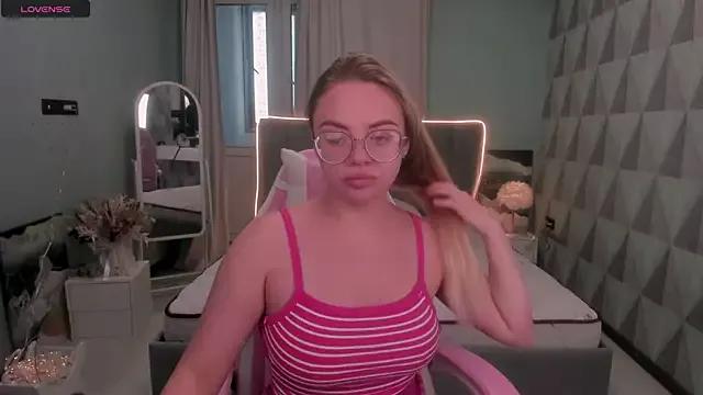 FunnyTogether on StripChat 