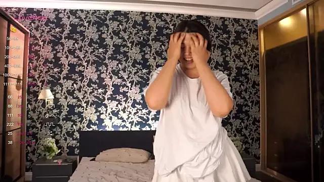 GillianGabriel on StripChat 