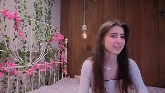 HarrietDutt on StripChat 